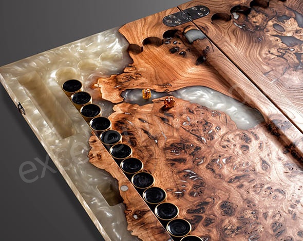 Нарды из древесины карагача с эпоксидной смолой, белые - цена от производителя Нарды из древесины карагача с эпоксидной смолой, белые купить в интернет-магазине