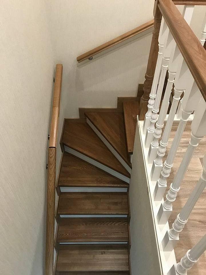 Монтаж монолитной бетонной лестницы в частном доме